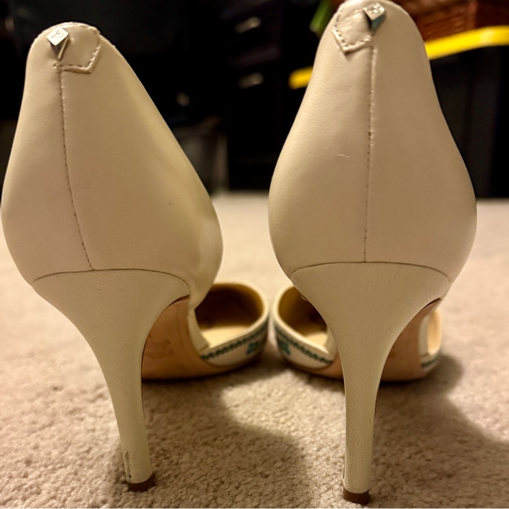 Sam Edelman Women's Embroidered Floral Heels - Cream Size 8. - Picture 5 of 6
